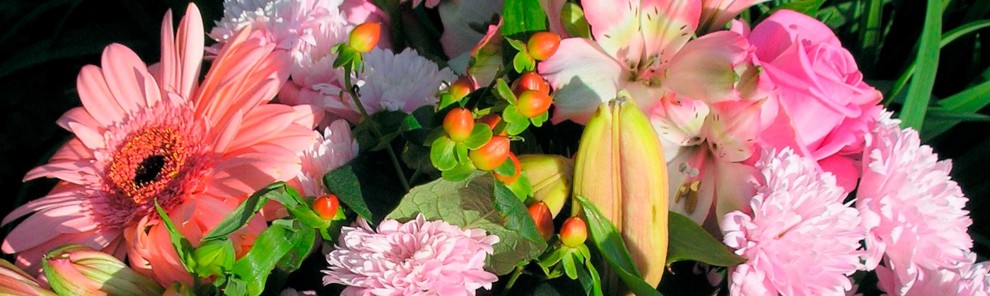 Arreglos florales artificiales